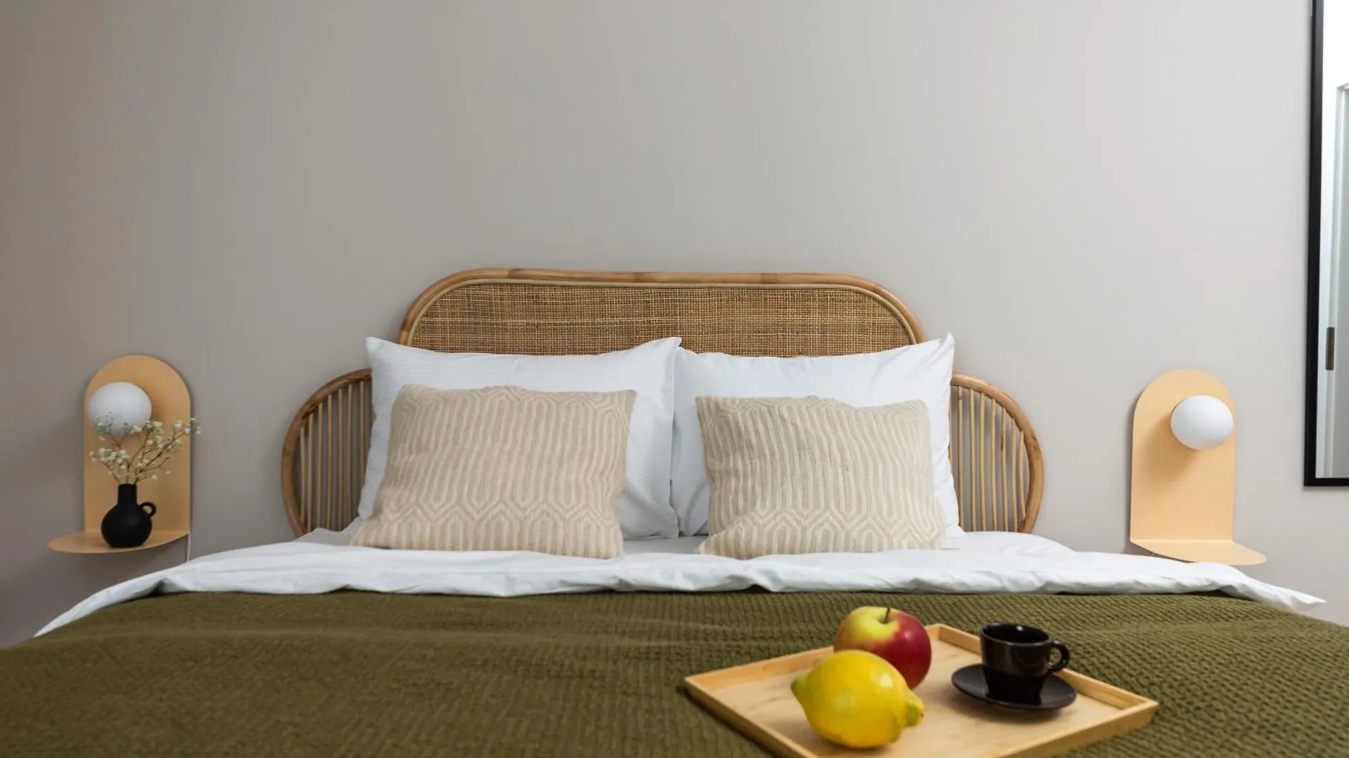 Oliver Boutique Studio - Brand New, Central, Quiet Apartment Budapest Hungary