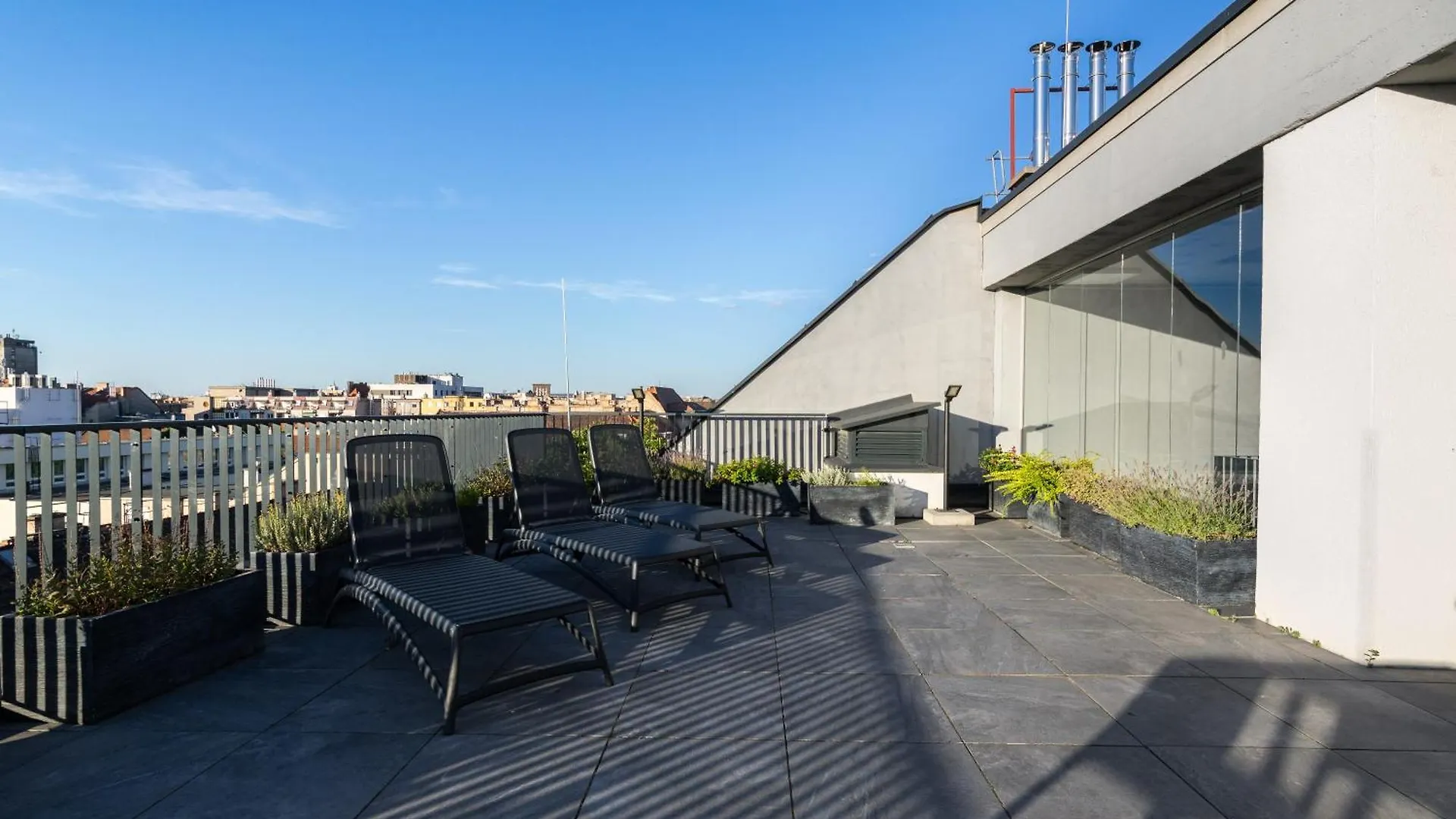 Oliver Boutique Studio - Brand New, Central, Quiet Apartment Budapest